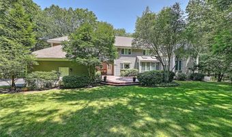 60 Pheasant Dr, East Greenwich, RI 02818