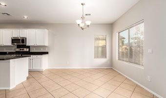 4633 E GLENEAGLE Dr, Chandler, AZ 85249
