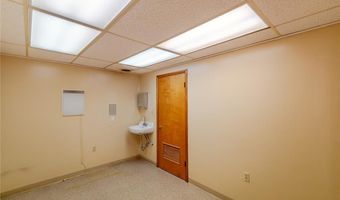 710 Commercial St, Atchison, KS 66002