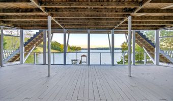 2543 Harbor View Rd, Camden, SC 29020