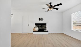 10548 Tecopa Rd, Apple Valley, CA 92308