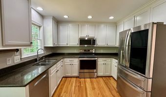 2109 Watersglen Dr, Apex, NC 27502