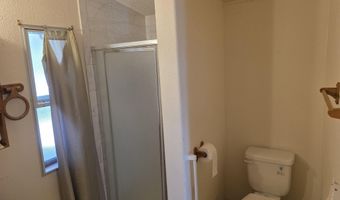 520 SHIRLEY St, Bloomfield, NM 87413