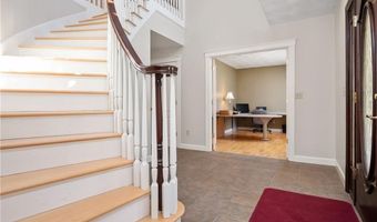 825 Woonsocket Hl, North Smithfield, RI 02896
