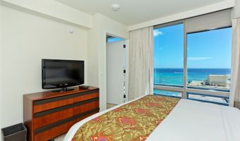 223 Saratoga Rd 2122, Honolulu, HI 96815