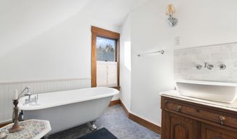 39 Williston St, Brattleboro, VT 05301