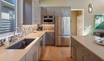 2749 NW Shields Dr, Bend, OR 97703