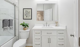 843 E LOMBARD St, Baltimore, MD 21202