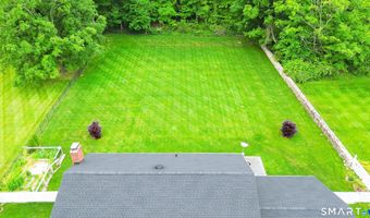 14 E Gate Rd, Danbury, CT 06811