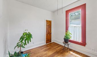 204 S Main St, Ashley, OH 43003