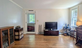 17 Autumn Trl, Coventry, CT 06238