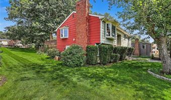 5 Tiffany Dr, Cumberland, RI 02864