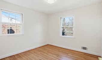 8200 BEECH TREE Rd, Bethesda, MD 20817