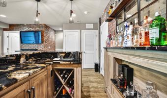 45 White Oak Ln, Aberdeen, NJ 07747