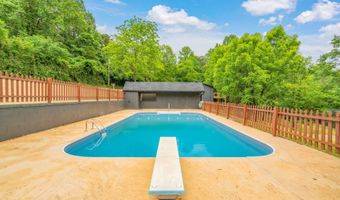 826 Long Mill Rd, Athens, TN 37303