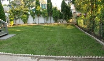 210 Merritt Ave, Bergenfield, NJ 07621