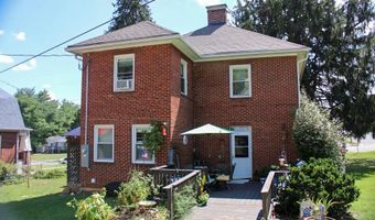 811 Broad St, Altavista, VA 24517