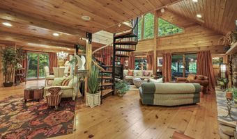 236 Surriner Rd, Becket, MA 01223