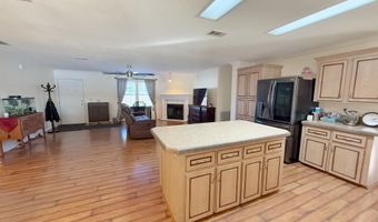 537 Mcpherson Dr, Alford, FL 32420