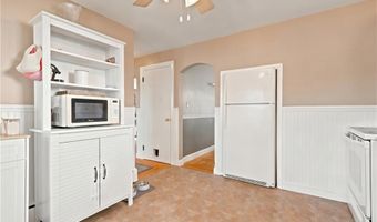 142 Mowry Ave, Cumberland, RI 02864