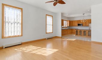 159 Harbor Inn Rd, Bayville, NJ 08721
