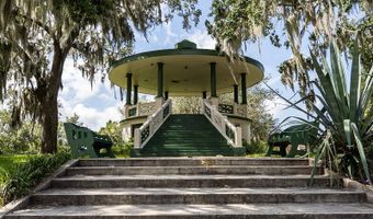 1305 IONIA St, Jacksonville, FL 32206