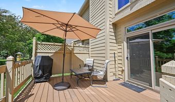 2785 Maitland Dr, Ann Arbor, MI 48105