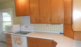311 W Sycamore St, Abbotsford, WI 54405
