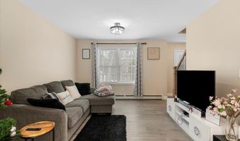 28 Murray Rd, Ashburnham, MA 01430