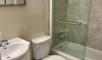 8722 POSTOAK Rd, Rockville, MD 20854