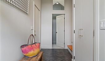 175 Ruggles Ave, Newport, RI 02840