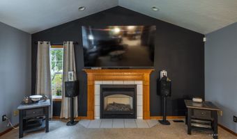 8850 Lavelle Rd, Athens, OH 45701