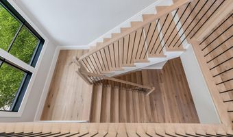 809 N KENMORE St, Arlington, VA 22201