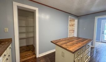 1460 Mount Olivet Rd, Batesville, MS 38606