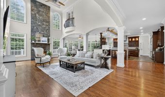 6623 LOCUST Way, Annandale, VA 22003