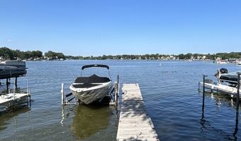 40431 N Fairview St, Antioch, IL 60002