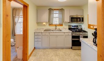 59 Parker Rd, Carroll, NH 03598