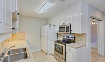 200 Woodgreen Dr #2, Madison, MS 39110