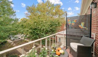 1403 E ABINGDON Dr 6, Alexandria, VA 22314