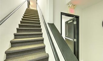 577 Warren Ave, East Providence, RI 02914