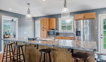 8495 Baxter Rd, Baxter, TN 38544
