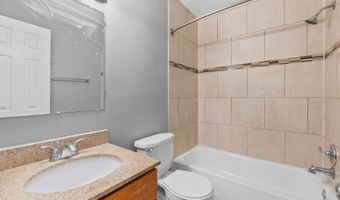 1613 17TH Pl SE 201, Washington, DC 20020