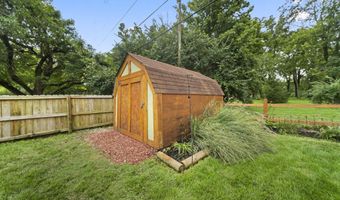 1993 Charmingfare St, Columbus, OH 43228