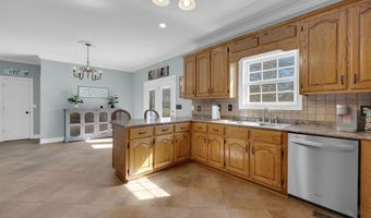 75 Pebble Brook Dr, Albertville, AL 35951
