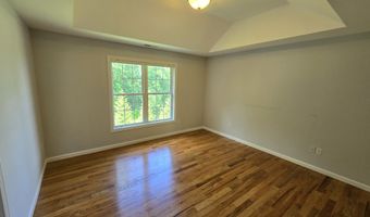 19 Oak Branch Dr 19, Brookfield, CT 06804