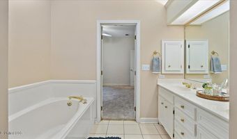 107 Pavilion Dr, Brandon, MS 39042