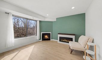 300 Briarcrest Dr 140, Ann Arbor, MI 48104