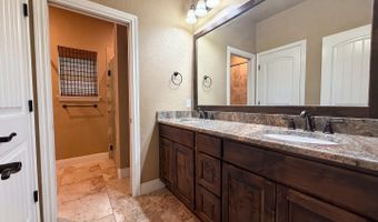 105 E EDEN Vly, Adkins, TX 78101