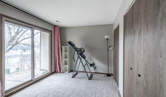 8372 Lower 138th Ct, Apple Valley, MN 55124