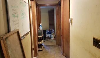 30 Hollywood Ave, Coventry, RI 02816